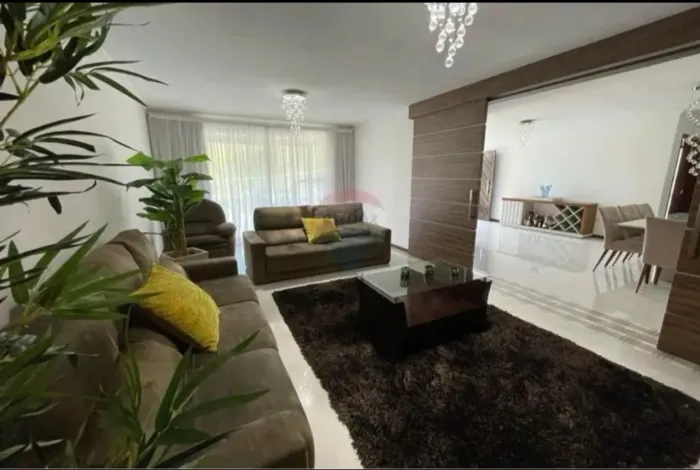 Linda casa, paraíso a um minuto do centro de Nova Friburgo, Região Serrana - RJ