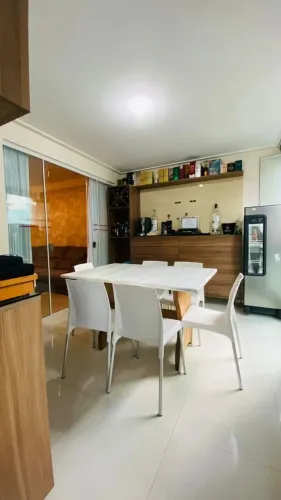 Apartamento à venda no Edifício Espelho D'Água, frente, andar alto, 4 quartos, 2 suítes, 3