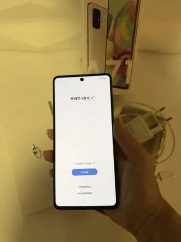 Samsung Galaxy A71 128GB | Branco furta-cor