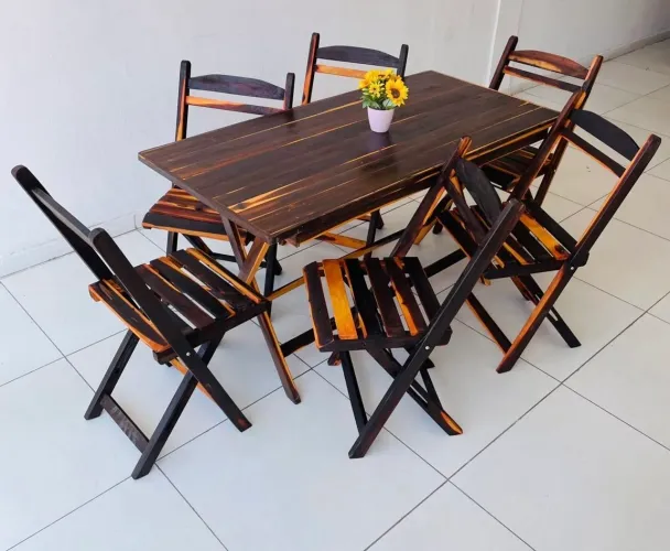 Mesa 1,40x70 dobrável com 6 cadeiras