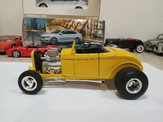 Miniatura Ford Hot Hod Street Road 1932 1/18 Ertl #1j258