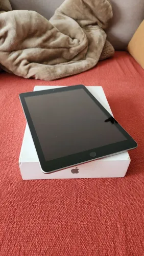 iPad 6ª geração 128GB wi-fi