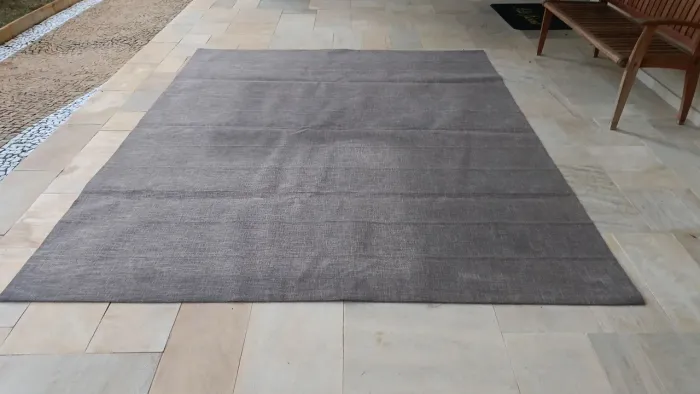 Tapete cinza moderno para sala ou varanda