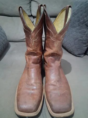 Bota Jácomo 41