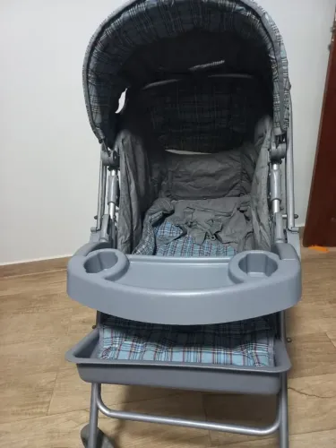 Carrinho Bebê Lindo em perfeito estado