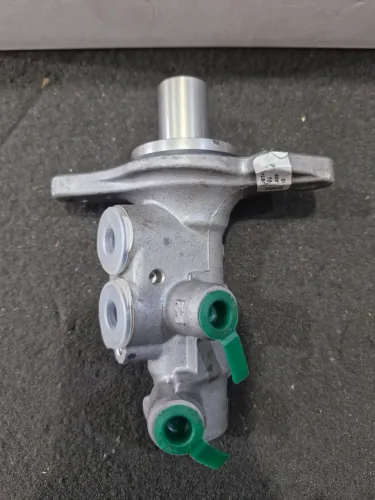 Cilindro mestre de freio Renault Duster 11 a 24 e Captur 16 a 24 genuino 