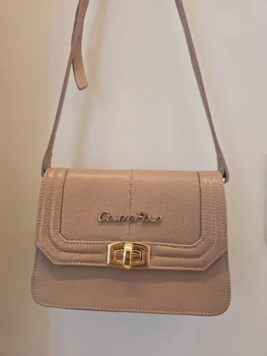 Bolsa feminina de couro natural com alça (CouroFino)