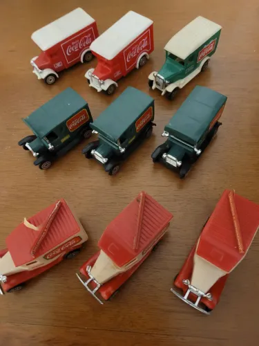 Estudo proposta. Carrinhos da COCA-COLA (para colecionadores ): 70,00 reais cada.