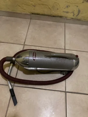 Aspirador de pó profissional