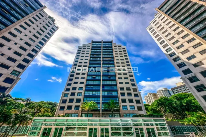 Apartamento 3 dormitórios, 3 suítes, área 261m², no bairro Três Figueiras, Porto Alegre