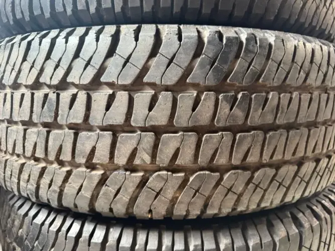 Pneu 275/35/21 Bridgestone Hunflat de 95 % vida útil