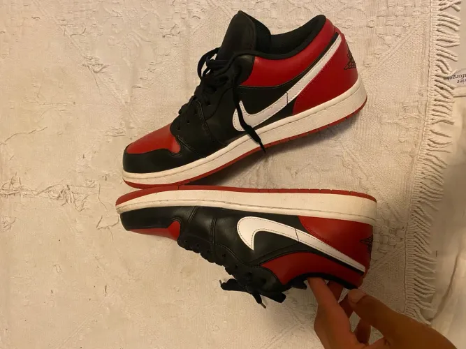 Tênis Jordan air 4