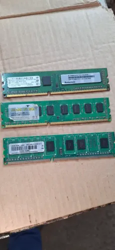 Memória RAM DDR3 4GB