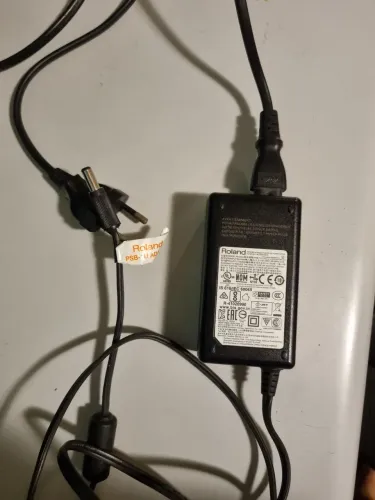 Fonte Original Roland PSB-1U