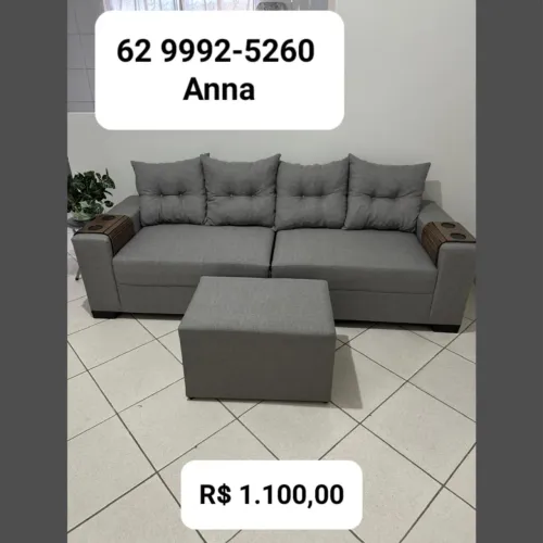 Sofá 4 Lugares Cinza com Puff - Anna