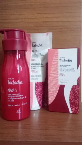 Kit Natura Tododia Cereja e Avelã - Creme para o Corpo 400ml + Sabonete 90g