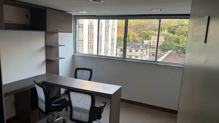 BAIXOU!!! Sala Comercial à Venda no Coração do Comércio - Edifício Catilina