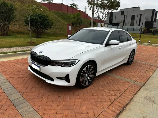 BMW 320I Modern/sport 2022 48.000 km