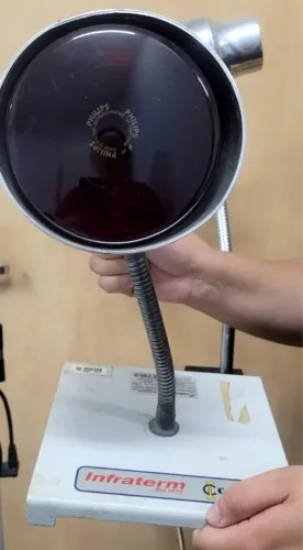 Aparelho infravermelho para fisioterapia