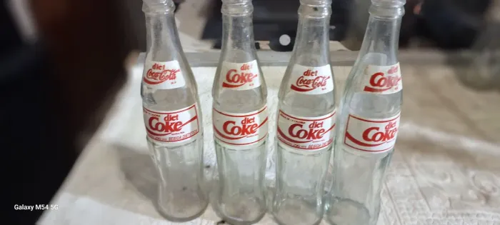4 Garrafas de Coca-Cola Diet Vintage valir unitario