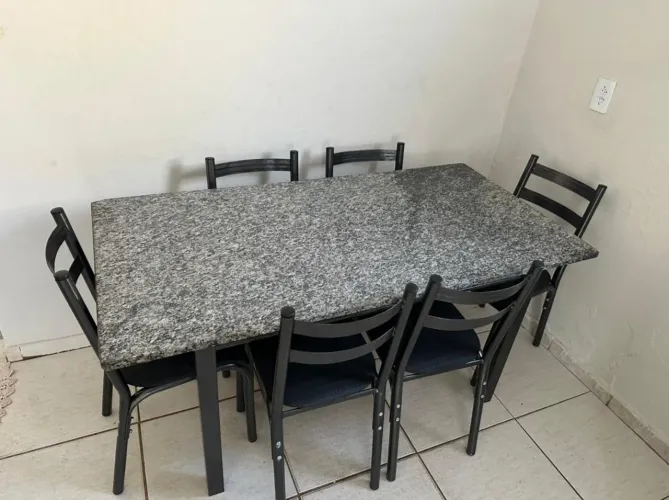 Jogo de mesa 6 cadeiras NOVO entrego
