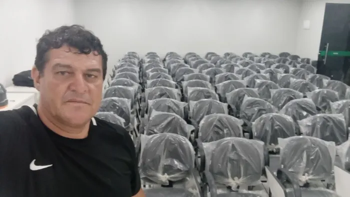Desmontagem de escritório e móveis 