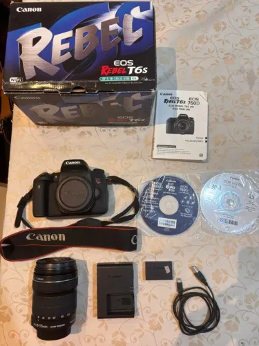 Câmera Fotográfica - Canon EOS Rebel T6s - Kit lente  EF- S 18-135 mm 