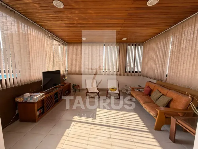 Cobertura duplex para comprar com 3 quartos e 2 vagas, na Vila Olimpia, São Paulo-SP.