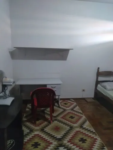 alugo casa mobiliada para empresa