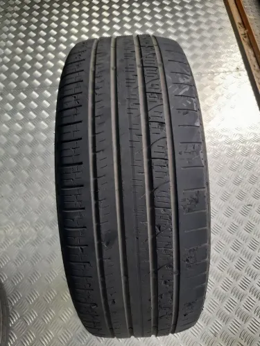 Pneus Pirelli 225/55  18 meia vida (os dois por 150)