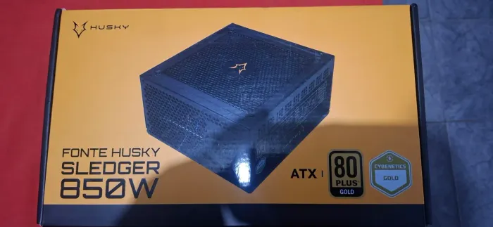 Fonte Husky Sledger 850W, 80 Plus Gold, Cybenetics Gold, PFC Ativo, Full Modular - Nova