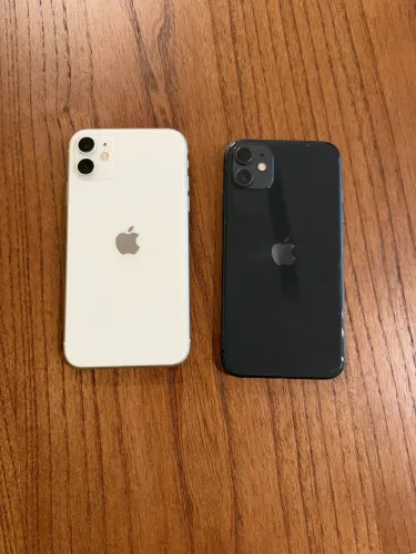 Vendo 2 IPhone 11 de 64GB (1.000,00 cada)