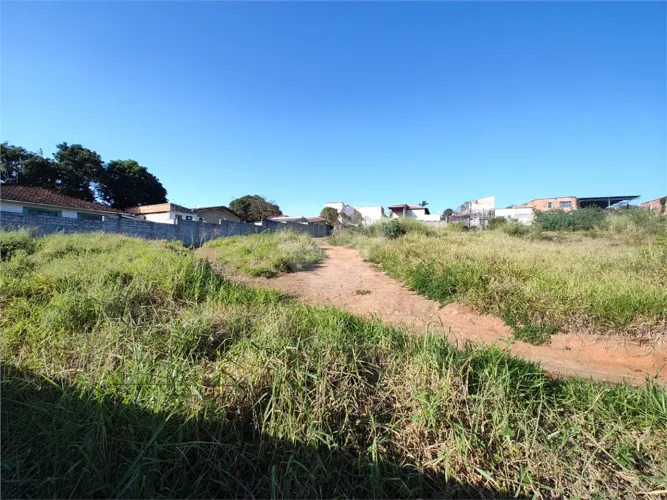 Terreno à venda em Chácaras maringá - SP