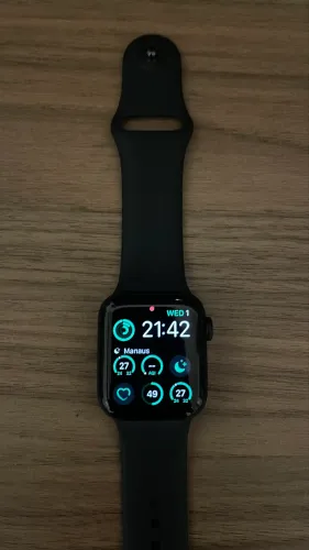 Apple Watch SE 3 40mm Midnight AI