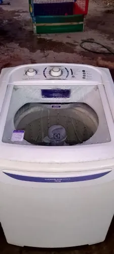 Máquina de lavar Eletrolux 15kg