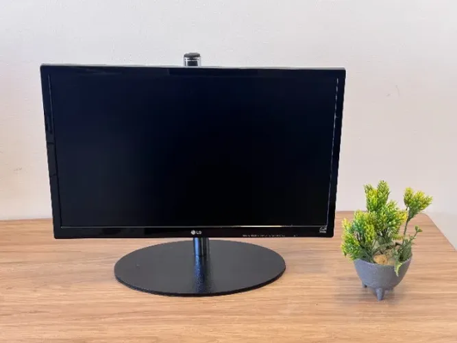 Monitor LG 23MP55HQ-P | 23" | Full HD | 1920 x 1080 | LED