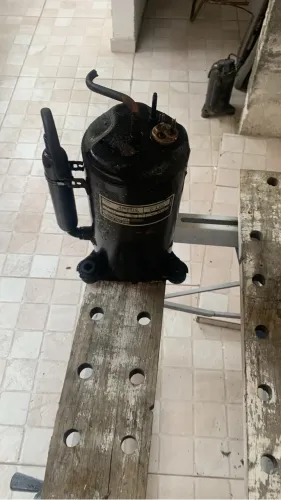Compressor ar-condicionado Springer 10000btus 127v R22