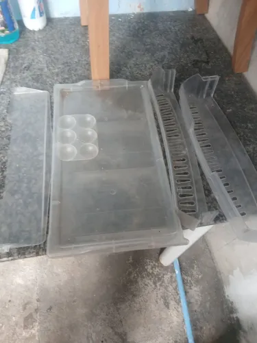 Peças de geladeira original marca consul 300 reais tudo Contato WhatsApp *11