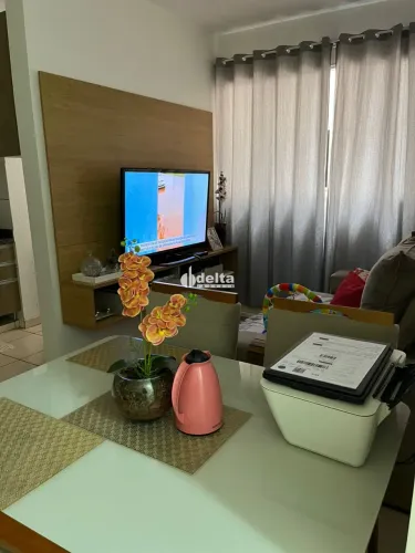 Apartamento com 2 quartos disponível para venda no bairro Panorama em Uberlândia-MG