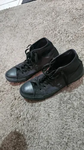 Tênis Converse tamanho 40