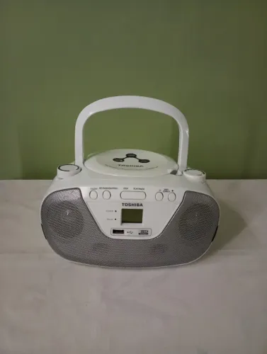 Radio Cd Player - USB