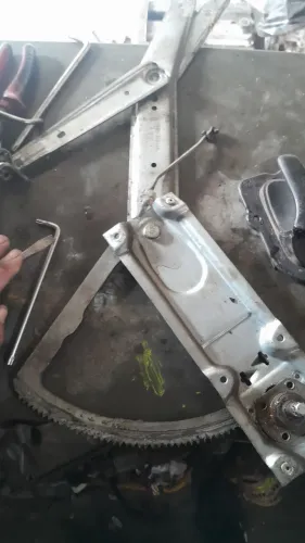 Máquina de vidro do corsa 2 portas