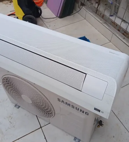 Samsung inverter 24.000btus wind free semi novo só f