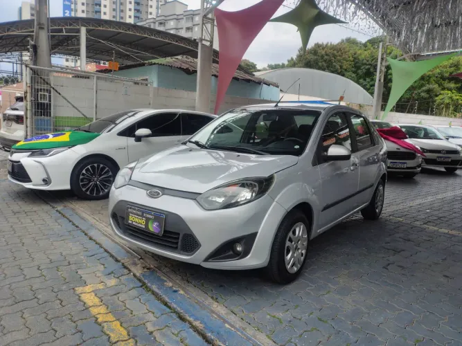 Ford Fiesta Sedan 1.6 16V Flex Mec. 2014