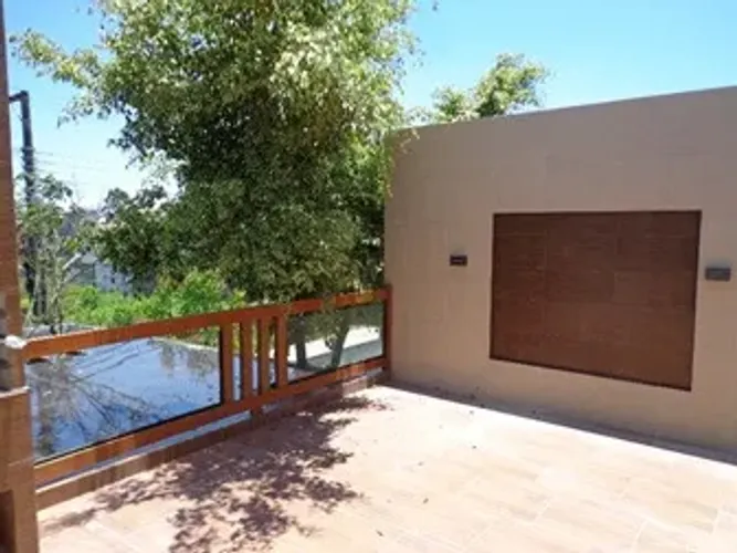 Apt com 3 suites e amplo terraço