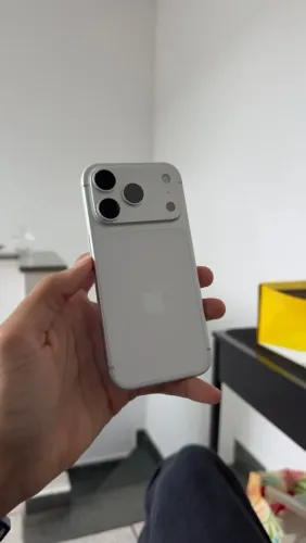 iPhone 17 pro - 256gb