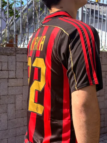 Camisa do Milan versão kaká 22