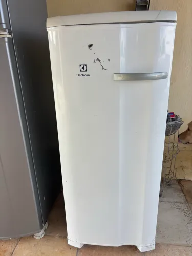 Freezer Electrolux Funcionando - R$ 1.000,00 
