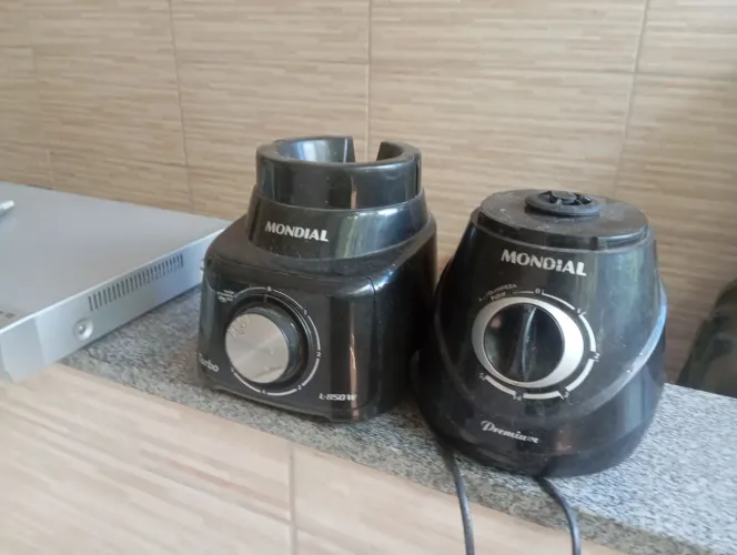 2 liquidificador por 100 reais funcionando