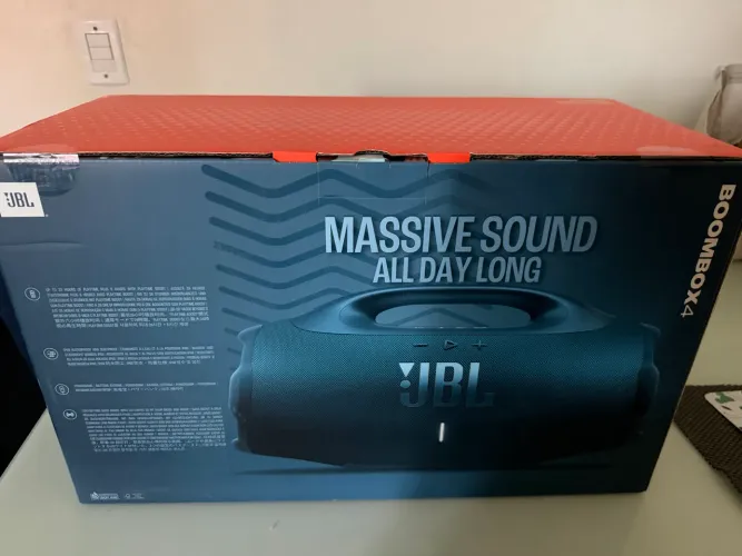 JBL Bombox 4 lacrada